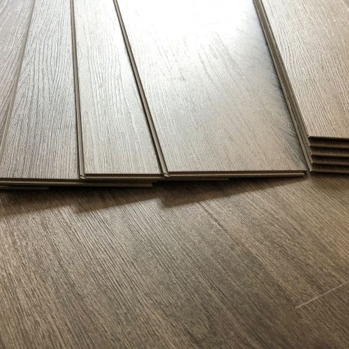 Vinylwoodfloor-GettyImages-1086734442-54734c8c0a9a40f681ce97fa7deac657-500x500